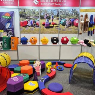 Taispo exhibition (36)